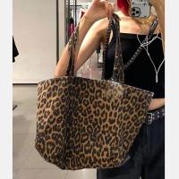 ราคา ZARAˉLadies bag 2022 new tote bag leopard print animal print large capacity one shoulder portable canvas shopping bag 2023 new (19943757562)