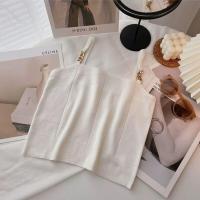 ราคา เสื้อสายเดี่ยวไหมพรม ดีเทลโซ่สีทองเล็กๆ มี 2 สี น่ารักมาก สินค้าพร้อมส่ง 98067 (18115972582)