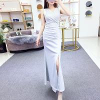 ราคา COD 2019 ชุดใหม่ V ชุดเดรสผ้าไหมสีสดใสเข้ารูปเข้ารูปเซ็กซี่ 830GT536 (16144126732)