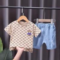 ราคา เคลียร์สต็อค ชุดเซ็ตเด็ก เสื้อยืดพิมพ์ลายสไตล์กุชชี่ กางเกงผ้ายีนส์เทียม ไซส์ S XXL (10977287372)