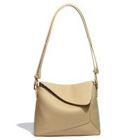 ราคา Spot parcel post Fashion Simple Crossbody Bag Women 2023 New One Shoulder Crossbody Bag MiuMiu Bag High Grade Large Capacity Fashion (20888355080)
