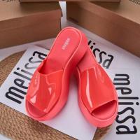 ราคา พร้อมส่ง Melissa รองเท้าแตะ พื้นหนา เหมาะกับเดินชายหาด แฟชั่นสําหรับผู้หญิง 2023 QYUE (19587812566)