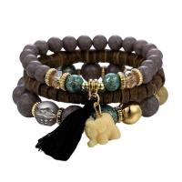 ราคา กำไลข้อมือและกำไลข้อมือลายช้างลูกปัดไม้สไตล์โบฮีเมียนเครื่องประดับโบราณชนเผ่าแบบชาวโบฮีเมียนหลายชั้น (18321788040)