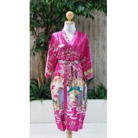 ราคา ชุดคลุมกิโมโน ใส่นอน ใส่อาบน้ำ แต่งตัว ผ้าซาติน ขนาดฟรีไซส์ ลายเจ้าหญิงญี่ปุ่น โทนสีเข้ม (15057157713)