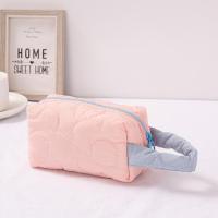 ราคา กระเป๋าใส่เครื่องสำอาง กระเป๋าเครื่องสำอางแบบพกพา กระเป๋าเครื่องสำอางค์ กระเป๋าจัดระบียบ สไตล์เกาหลี ผ้าสักหลาดขนนิ่ม 0845 (20306820983)