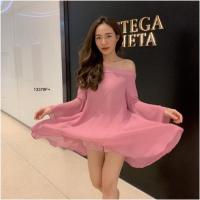 ราคา TW13379 มินิเดรสปาดไหล่ชีฟองแขนยาว Long sleeve off the shoulder chiffon mini dress (3998290305)