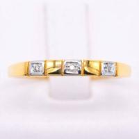 ราคา Happy Jewelry เพชรเรียง 3 เม็ด ตัดสลับกัน ทองแท้ 9k 37 5 เพชรเกสร ME612 (16877584247)
