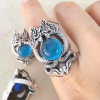 ราคา แหวนพญานาคคู่ โอบมณีสีฟ้า เพทาย แหวนเงินแท้ รมดำ พลอย CZ YTG 11469 (11683931857)