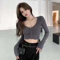 ราคา SBART เสื้อครอปแบบอเมริกันเสื้อยืดแขนยาวชั้นในแบบบางเสื้อครอปเสื้อกีฬารัดรูปสำหรับผู้ชายสีขาวถักเอวลอยเข้ารูปของผู้หญิง (21231667993)