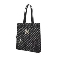 ราคา MLB พร้อมส่ง MLBกระเป๋า DIA JACQUARD MONOGRAM TOTE BAG กระเป๋าทรงโท้ท ของแท้ (21331547067)
