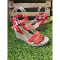 ราคา Crocs ส้นเตารีด แท้ ความสูง 2 5 นิ้ว พร้อมส่ง ส้นสูงรัดส้น มือ 2 (15676909830)