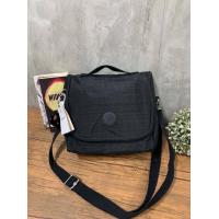 ราคา กระเป๋าสะพาย KIPLING NEW KICHIROU 2 WAY BAG LADY กระเป๋าถือหรือสะพายทรงเหลี่ยม มีฐานกว้าง จุของได้เยอะ (1378472936)