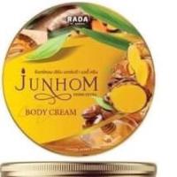 ราคา สครับจันทร์หอม JUNHOM Rada ไพรจันทร์หอม มาร์คจันทร์หอม สมุนไพรแน่นกระปุก 350g (20213852311)