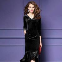 ราคา vivicoco กระโปรงหางปลาคอวีเซ็กซี่ผ้ากำมะหยี่สีทอง ชุดเดรสออกงานทางการ (20414886489)