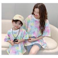 ราคา พร้อมส่ง เสื้อยืดคู่แม่ พ่อ ลูก ลายยิ้มสีพาสเทล (19923265517)