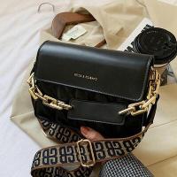 ราคา Charles and Keith Luxury metal Chain Bag Crossbody Shoulder Bag Wanita Tas Women beg handbag Selempang Import sling tas (15262431554)