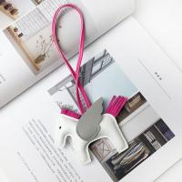 ราคา จี้รูปตัว H ของตกแต่งบ้านพู่ห้อยน่ารักสีคอนทราสต์สำหรับกระเป๋า Hermes เครื่องประดับห้อยรถม้าขนาดเล็ก (16933358176)