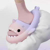 ราคา QKKshop เข้าใหม่ รองเท้าแตะแฟชั่นปลาฉลาม ลายเดิมแต่สีใหม่น่ารักสดใสกว่าเดิม พร้อมส่งให้แบบไว รองเท้าลายน้องฉลามงับๆ สีน่ารักสุดพาสเทล วัสดุทำจากยางสวมใส่สบายเท้า น่ารักมากรีบกดเลย (20861452744)