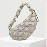 ราคา ของแท้100 กระเป๋า CARLYN Cozy (21138011650)