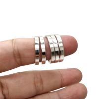 ราคา แหวนเกลี้ยง เงินแท้ 92 5 งานแฮนด์เมด ทรงขอบตัดตรง ขัดเงาสวยๆ หน้ากว้าง 3 มิล หนา 1 5 มิล หนัก 2 2 5 กรัม แข็งแรงครับ (17433065583)