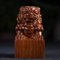 ราคา ไม้จันทน์สีเลือดไม้แข็งกล้าหาญประทับตราคัดลายมือไม้พะยูงแอฟริกาแกะสลักหนังสือชุดชื่อบทไม้แกะสลักตราสิงโต (19718148912)