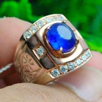 ราคา แหวนไพลิน ล้อมเพชร แหวนเงินแท้ 92 5 หน้าชุบชุบพิ้งโกลด์ ประดับ พลอยไพลินแท้ แหวนชาย New (11730551536)