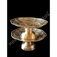 ราคา พานโตกทองเหลือง ขอบหยักลายกุหลาบ กว้าง 12 5 นิ้ว ราคาต่อ 1 ชิ้น (14220221037)