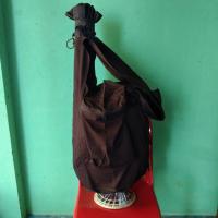 ราคา ย่ามธุดงค์พระ รุ่นพิเศษ ย่ามผ้าโทเรหนา ใส่บาตร7 9นิ้ว ใส่ของใช้ได้มาก พิเศษใส่กรดมุ้ง ที่สายสะพายมีกระเป๋าใส่สังฆาฏิได้ เนื้อผ้าอย่างดีทนทาน ใช้งานดีเยี่ยม ย่ามกระเป๋าพระธุดงค์ (14401925840)