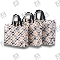 ราคา ถุงสปันบอนด์ กระเป๋าผ้า กระเป๋าแฟชั่น ลายสก็อตเฉียงเต็มใบ (19162341553)