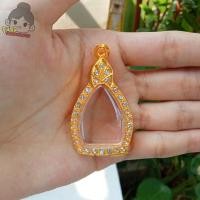 ราคา กรอบพระ กรอบพระชุบทอง ใส่เหรียญเจ้าสัว กว้าง2 3 สูง3 2ซม ขนาดจอกระจก (17878730970)