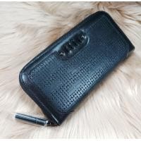 ราคา กระเป๋าสตางค์ผู้หญิง ELLE ซิปรอบ ใบยาว สีดำ หนังอัดลายตาราง หนังแท้ ของใหม่ ของแท้ 100 (6408230757)