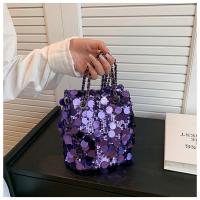 ราคา กระเป๋าเล็กปักเลื่อมสายโซ่แฟชั่นดีไซน์เล็กสำหรับฤดูร้อนกระเป๋าหิ้วทรงถังมีปีกแบบใหม่2023สำหรับผู้หญิง (19964130701)