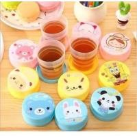 ราคา แก้วน้ำพับได้คละสีแก้วน้ำการ์ตูนพับได้แก้วน้ำพกพาราคาถูกแก้วน้ำพร้อมฝาคละสีคละลาย (8493006410)