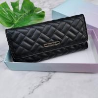 ราคา กระเป๋าสตางค์ ทรงยาว MODERN CLASSIC 100 หนังนิ่มPUมาก 3พับ เหมือนชาแนล งานเริ่ด พร้อมกล่อง (3397676059)