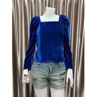 ราคา เสื้อกำมะหยี่ แขนยาว คอสี่เหลี่ยม ยกไหล่ อก 32 36 นิ้วความยาวเสื้อ 20 นิ้ว ผ้านิ่ม ใส่สบาย ใส่ได้ทุกโอกาสค่ะ (18287482918)