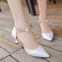 ราคา ส่งเร็วพิเศษ รองเท้าส้นสูงหัวแหลม ไข่มุกรัดข้อเท้า รุ่น TP31 (17820549747)