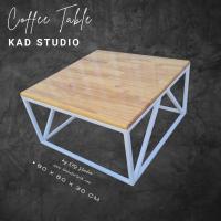 ราคา มีประกันสินค้า G1 โต๊ะกลางโซฟา โต๊ะกาแฟ โต๊ะขาเหล็ก โต๊ะรับแขก สีดำ Modern Loft 60 x 60 x 30 ซม งานไม้แท้ เคลือบ PU (13475376102)