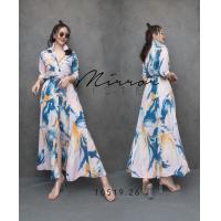 ราคา ส่งเร็ว สินค้าขายดี เดรสเชิ้ตยาวลายสีเพ้นท์สวยละมุนละไม แพทเทรินช่วงบนเป็นเสื้อเชิ้ตแขนยาว มีกระเป๋าฝาปิดที่อก2ข้าง ช่วงกระโปรงทรงA กระ (13412559465)