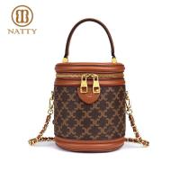 ราคา กระเป๋าผู้หญิง NATTY กระเป๋ากระเป๋าแฟชั่นทรงจีบถังกลมทรงกระบอกกระเป๋าสะพายข้างห้อยโซ่กระเป๋าพิมพ์ลายกระเป๋าความจุสูง211036 (20032765706)
