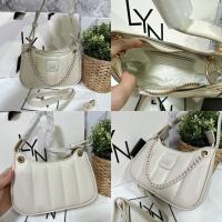 ราคา Lyn amour พอช มีสายยาว ขนาดฐาน 8 นิ้ว สูง 5 นิ้ว Outlet (20708257834)