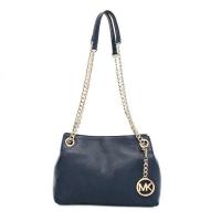 ราคา กระเป๋าสะพาย Michael Kors แท้ หนังแท้ หนังนิ่ม สวยหรู สะพายขึ้นไหล่สวย รุ่นแนะนำ MICHAEL KORS 30S5GTCM2L Jet Set Medium Leather Messenger (1471218315)