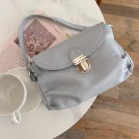 ราคา กระเป๋าสะพายข้างใบเล็ก รุ่น In189 กระเป๋าสำหรับผู้หญิง หนัง PU กันน้ำ มี 2 สาย 3สี ขาว ดำ ฟ้า (19673435621)