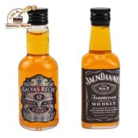 ราคา พร้อมส่ง โมเดลตกแต่งเค้ก ขวดเหล้าจิ๋ว 2แบบ (20905667076)