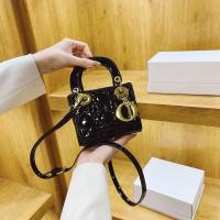 ราคา LASGO Summer Explosive Bags Womens 2023 New Popular Fashion Foreign Style Portable Messenger Bag High end Mini Concubine Diana Bag (18298185274)