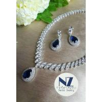 ราคา Neriza Jewelry ชุดเครื่องประดับเพชรสังเคราะห์ ประกายเทียบเท่าเพชรแท้ จัดส่งฟรีพร้อมกล่อง NZC005 (12362451089)