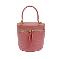 ราคา กระเป๋าสะพายหนังจระเข้แท้ทรงถัง หรือ กระเป๋าทรงบักเก็ต Bucket Bag ผลิตจากหนังจระเข้แท้ สีเลือกได้ ลายหนังท้องจระเข้ หนังแท้ 100 (19528363036)
