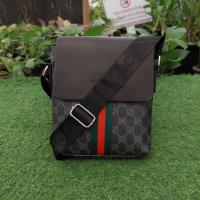 ราคา กระเป๋าวัยรุ่น เข้าใหม่ กระเป๋าสะพายผช กระเป๋าผู้ชาย กระเป๋าสะพาย กระเป๋าแฟชั่น กระเป๋าแบรนด์เนม กระเป๋าถูก กระเป๋าทำงาน กระเป๋าเที่ยว กระเป๋าสะพายข้าง ขนาด 8 นิ้ว มีของพร้อมส่ง มีบริการเก็บเงินปลายทา