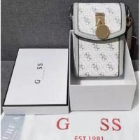 ราคา Guess กระเป๋าโทรศัพท์มือถือผู้สูงอายุแบบเรียบง่ายกระเป๋าสะพายไหล่สะพายข้างพิมพ์ลายสี่เหลี่ยมขนาดเล็กพับได้แบบ77220920 (20352801841)