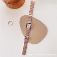 ราคา IEKE นาฬิกาข้อมือสายรัดไม้ไผ่สีทองขนาดเล็กสำหรับผู้หญิงหน้าปัดดิจิตอลเต็มรูปแบบทรงสี่เหลี่ยมระดับไฮเอนด์นาฬิกาอเนกประสงค์ที่เรียบง่ายและสวยงาม (17533459467)