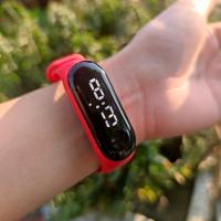 ราคา นาฬิกา Watch นาฬิกาข้อมือ LED สีดำ สายเรซิ่น กันน้ำได้ นาฬิกาแฟชั่น LED สวยหรู ทันสมัย รุ่นใหม่ นาฬิกาข้อมือ นาฬิกาผู้หญิง นาฬิกาเด็ก นาฬิกาผู้ชาย ราคาถูก LED06 นาฬิกา (12325252909)